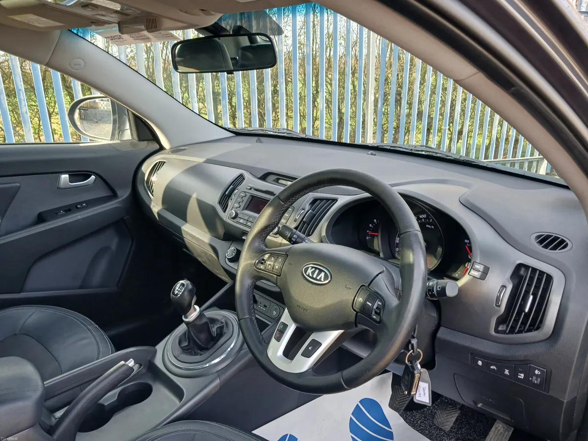 
								Rare 4×4 Kia Sportage 2012 AWD full									