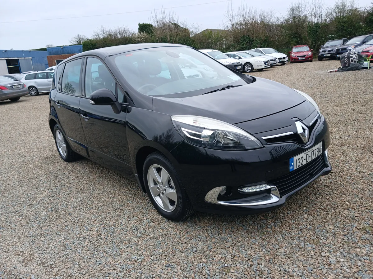 
								Renault Scenic 2013 1.2 petrol full									