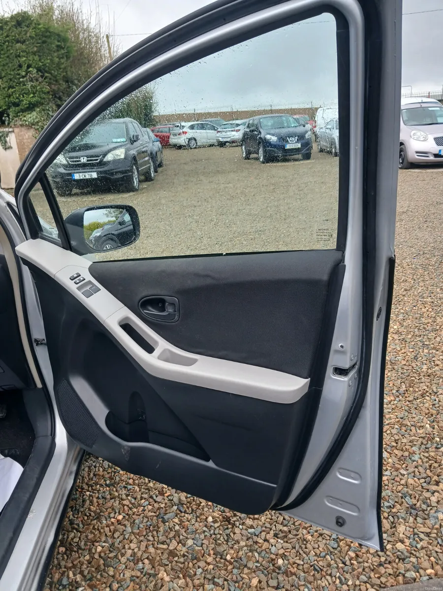 
								Toyota Yaris 2011 NCT 0726 full									