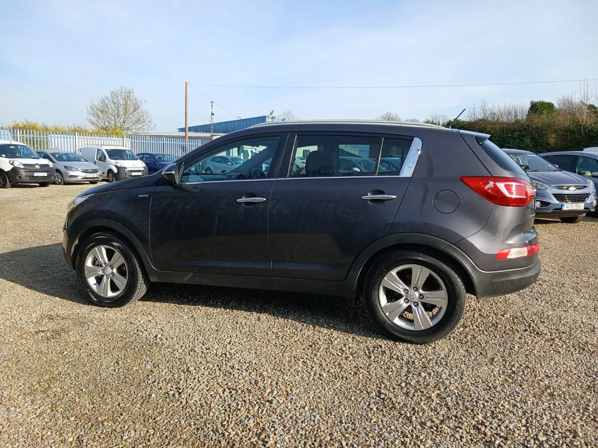 
								Rare 4×4 Kia Sportage 2012 AWD full									